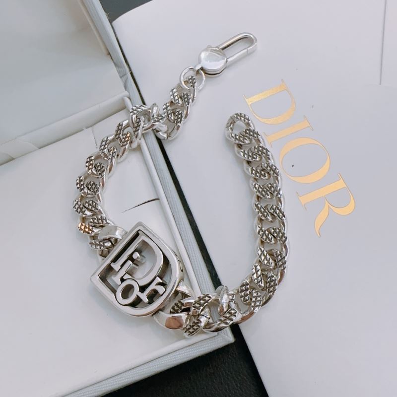 chr1st1an D10r bracelets